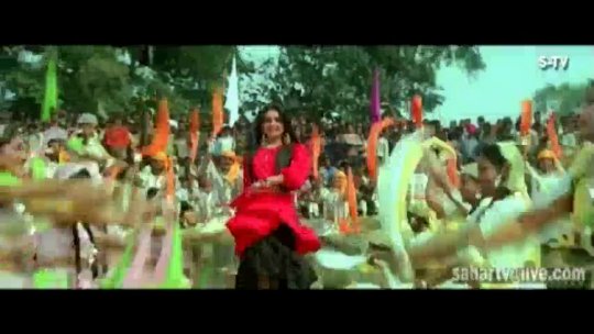 BOLLYWOD  Yeh Din To Aata Hai  Amitabh Bachchan  Parveen Babi  Mahaan  Bollywood Superhit Song