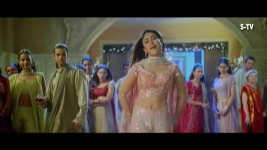 K3G  Bole Chudiyan Video Amitabh, Shah Rukh, Kareena, Hrithik