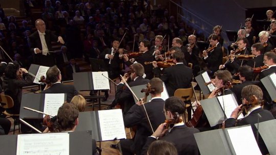 Claudio Abbado - Abbado conducts the Berliner Philharmoniker - Tribute to Mahler